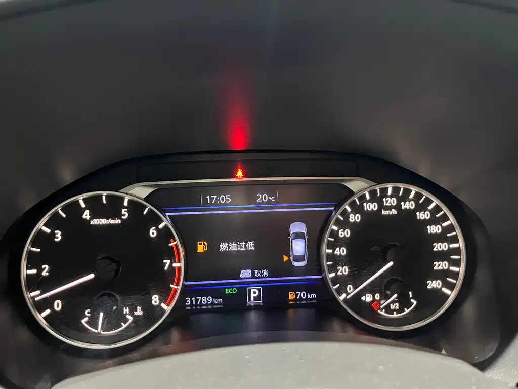 NISSAN TEANA 2022