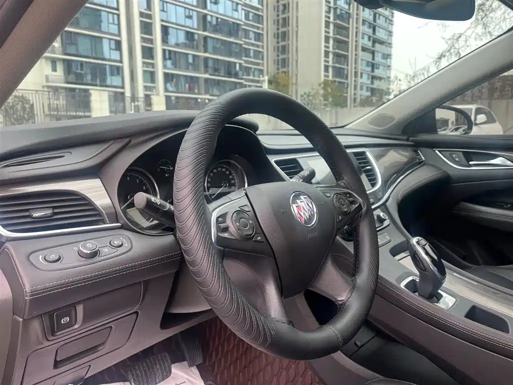 BUICK LACROSSE 2020