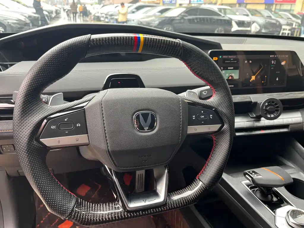 CHANGAN UNI-V 2023