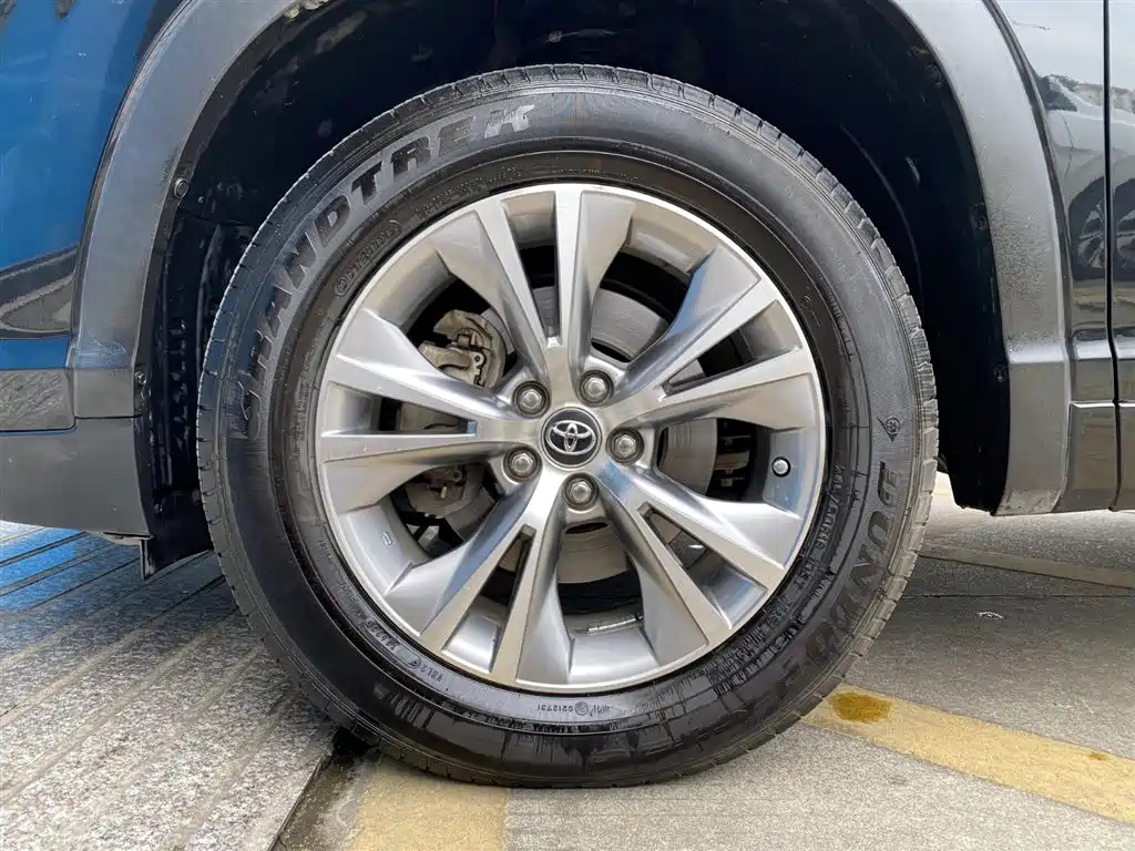 TOYOTA HIGHLANDER 2018