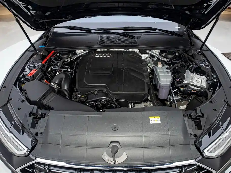 AUDI A7L 2022