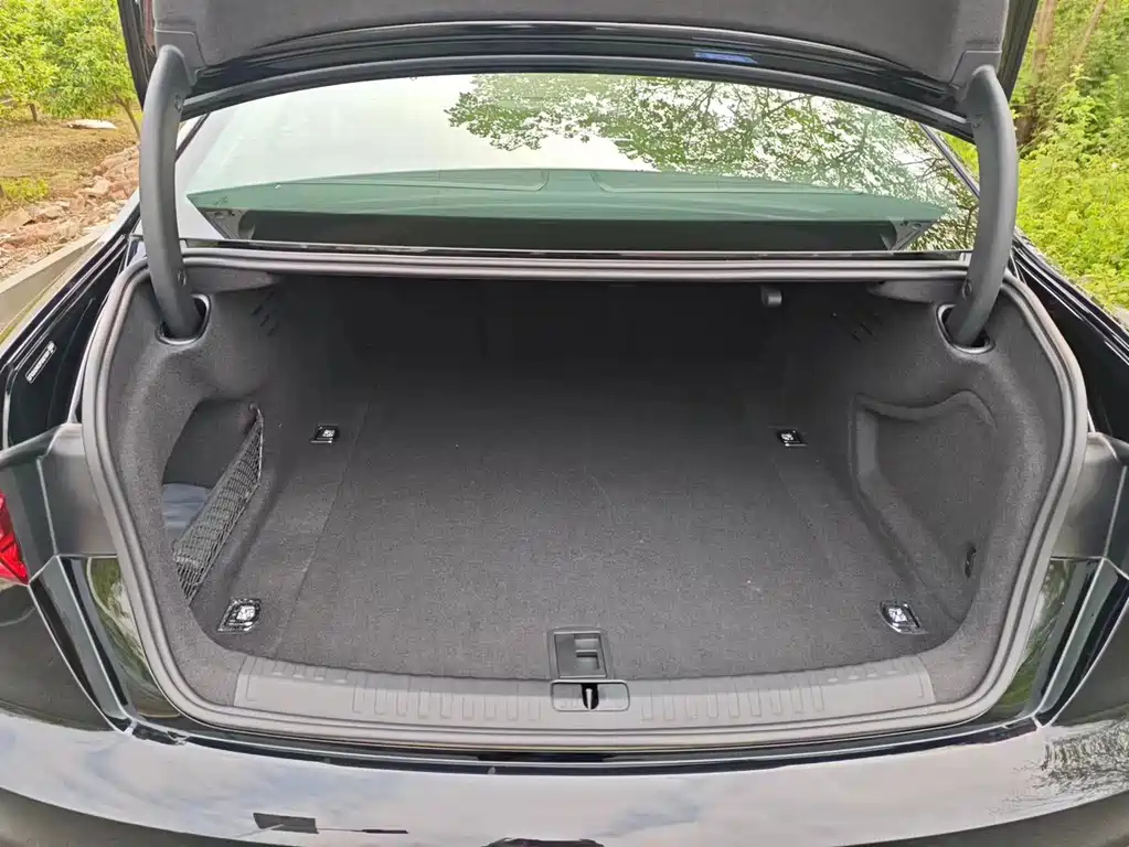 AUDI A6L 2023