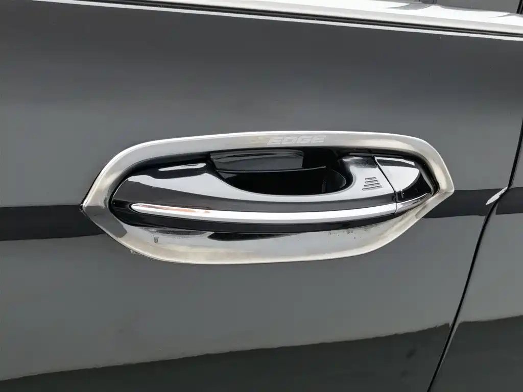 FORD EDGE 2018