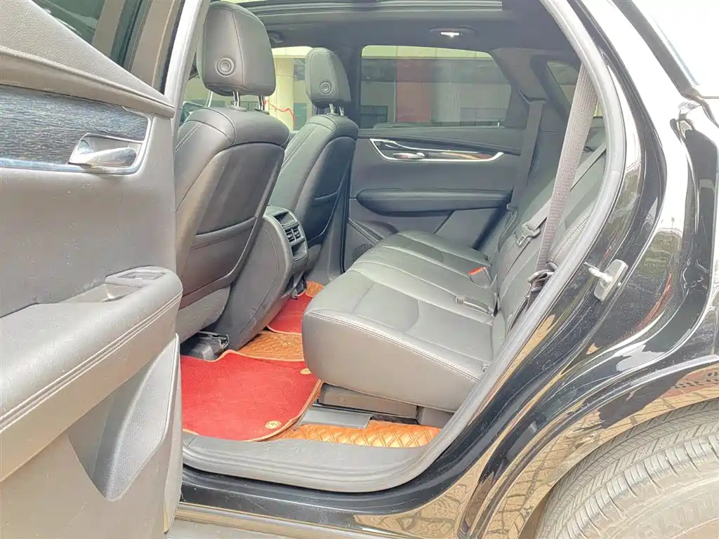 CADILLAC XT5 2022