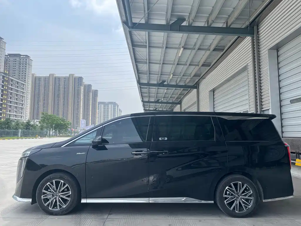 TRUMPCHI M8 2023