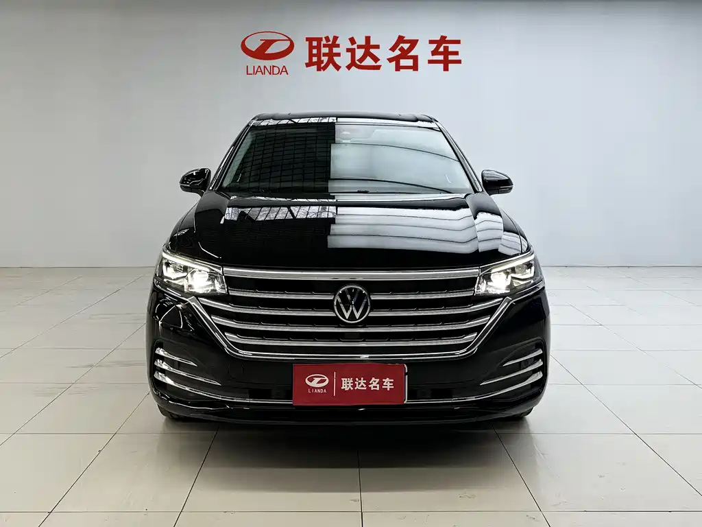 VOLKSWAGEN VILORAN 2022