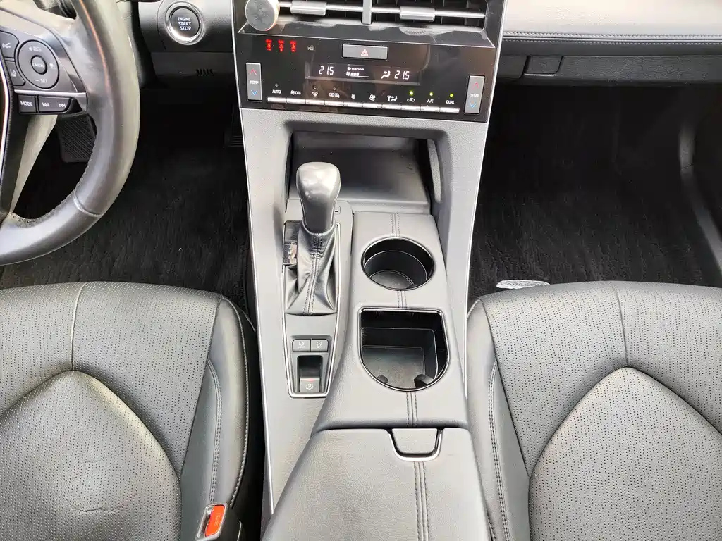 TOYOTA AVALON 2020