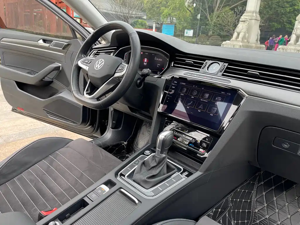 VOLKSWAGEN MAGOTAN 2021