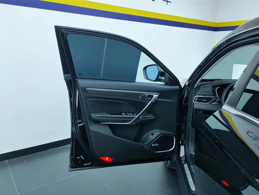 GEELY AUTO BOYUE 2020