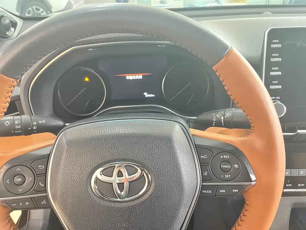 TOYOTA AVALON 2019