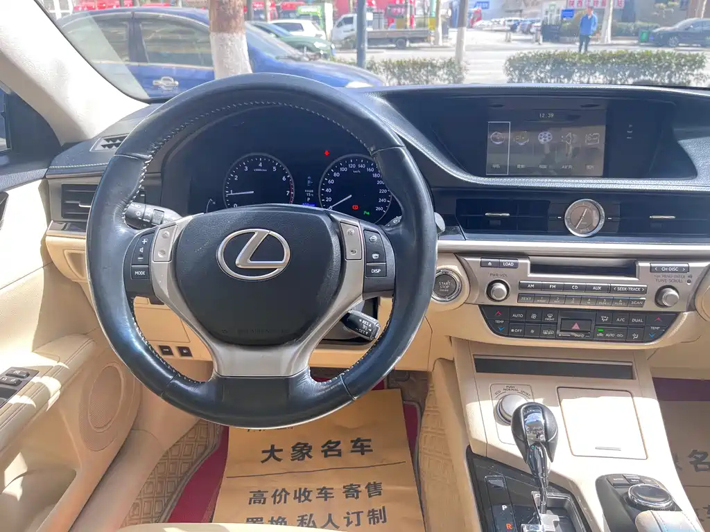 LEXUS ES 2014