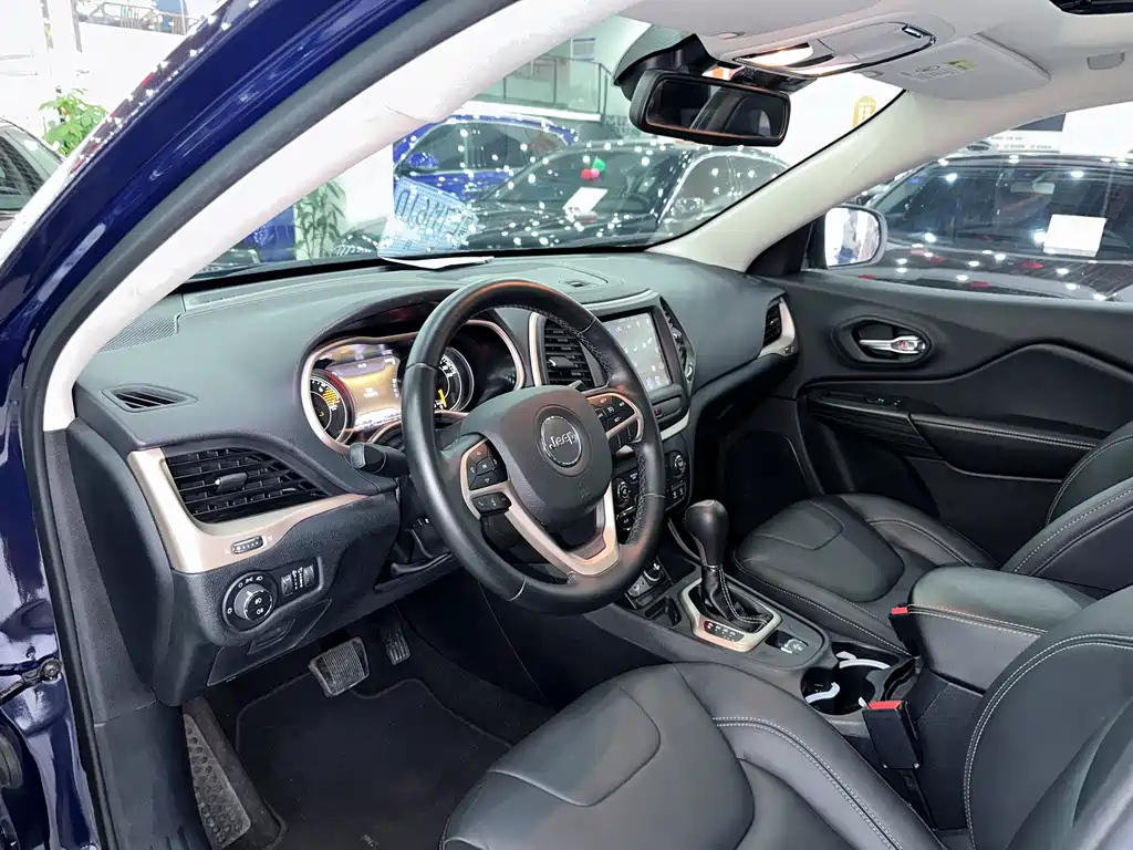 JEEP CHEROKEE 2017