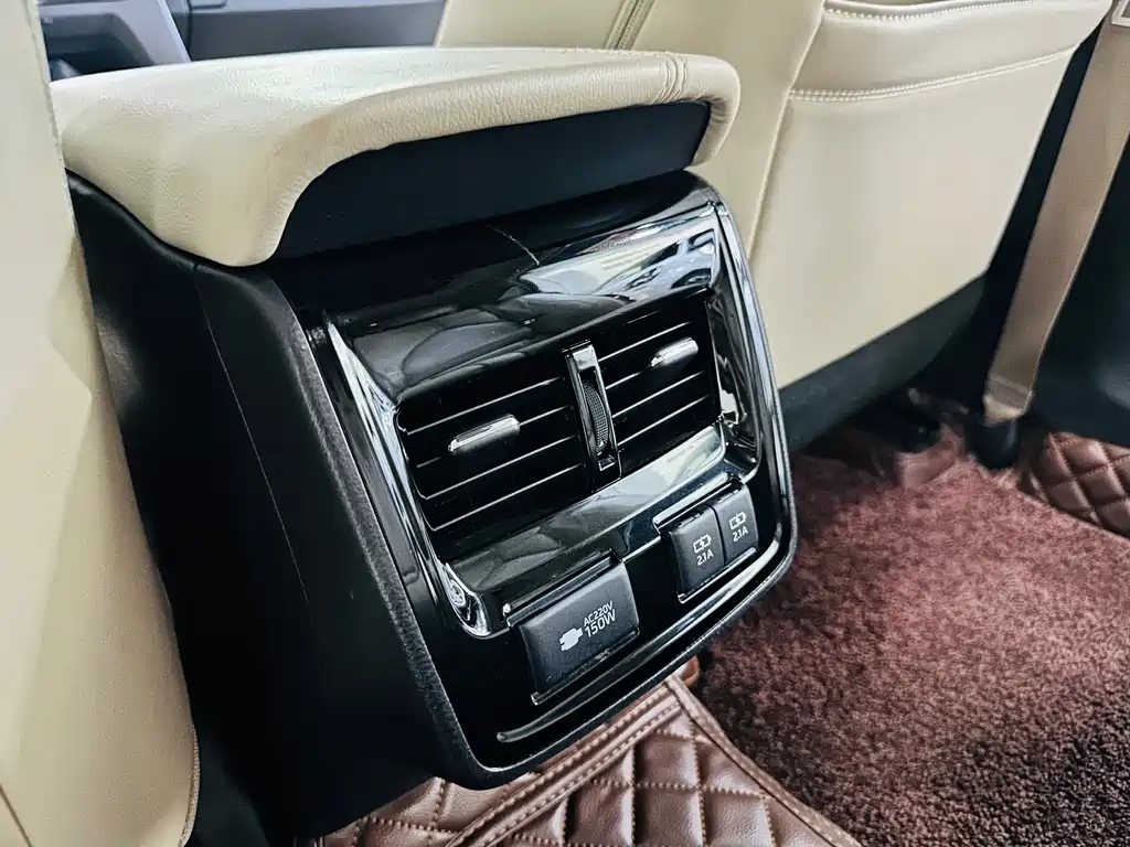 TOYOTA AVALON 2019