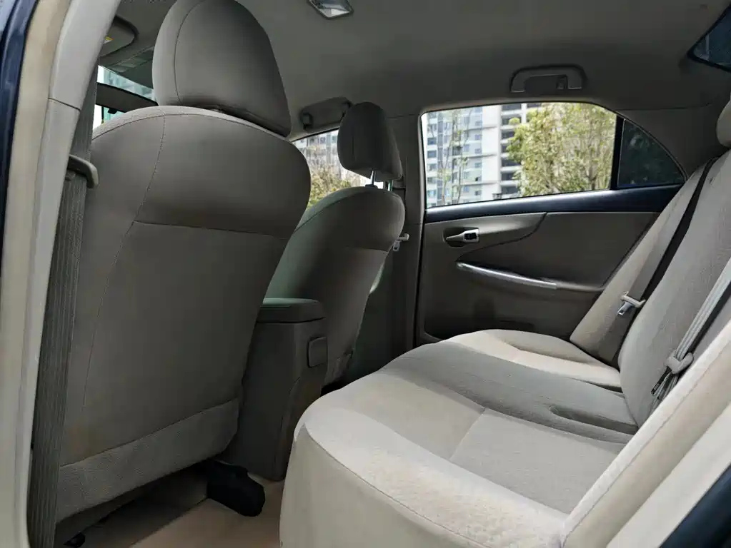 TOYOTA COROLLA 2014