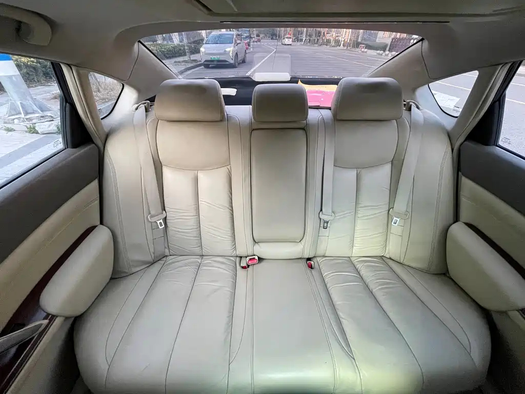 NISSAN TEANA 2009