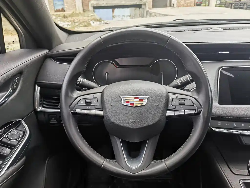 CADILLAC XT4 2020