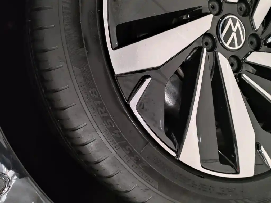 VOLKSWAGEN PASSAT 2021