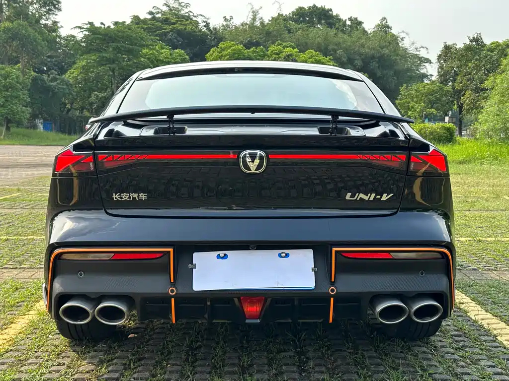 CHANGAN UNI-V 2023
