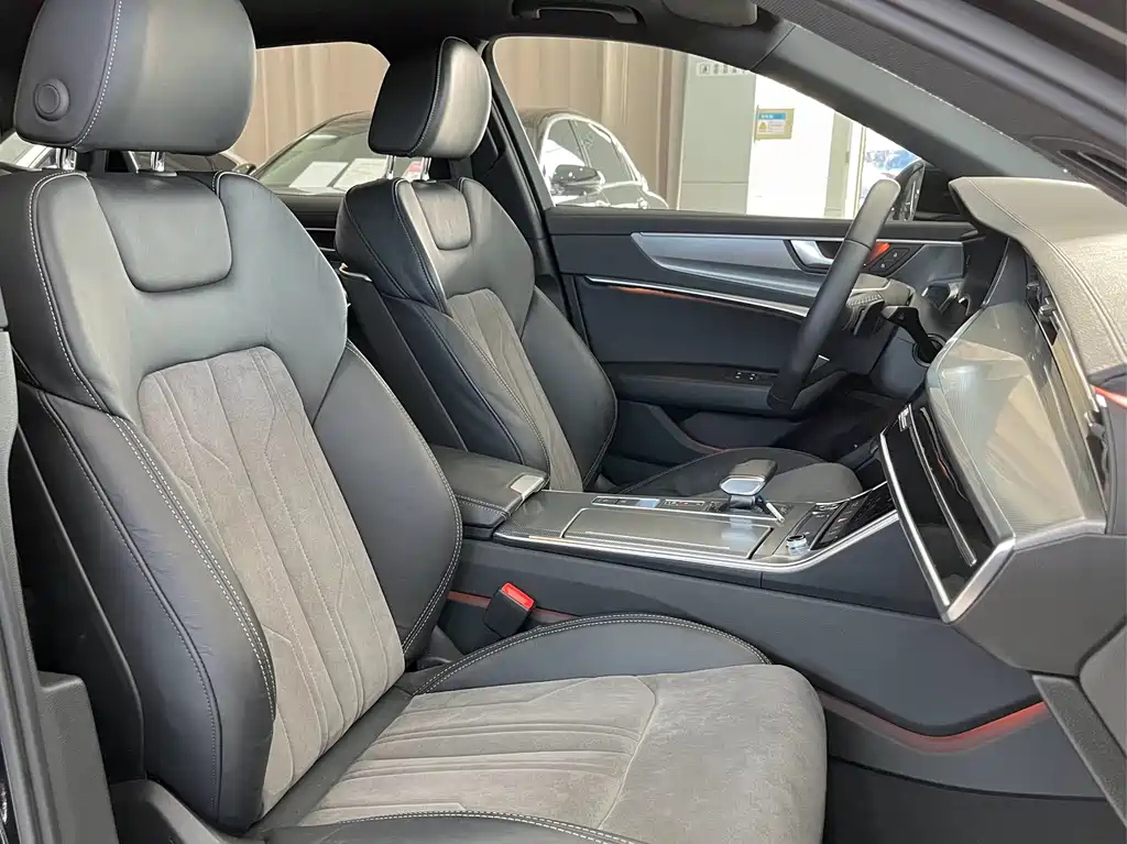 AUDI A6L 2020