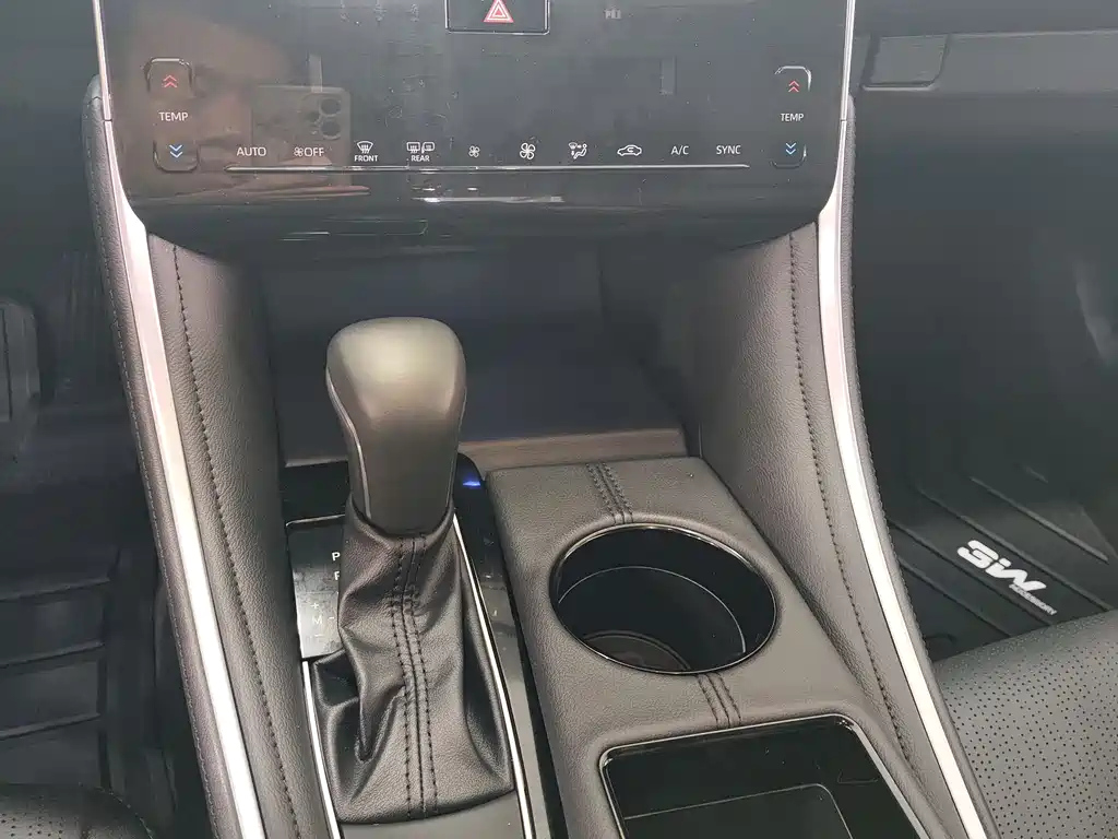 TOYOTA AVALON 2023