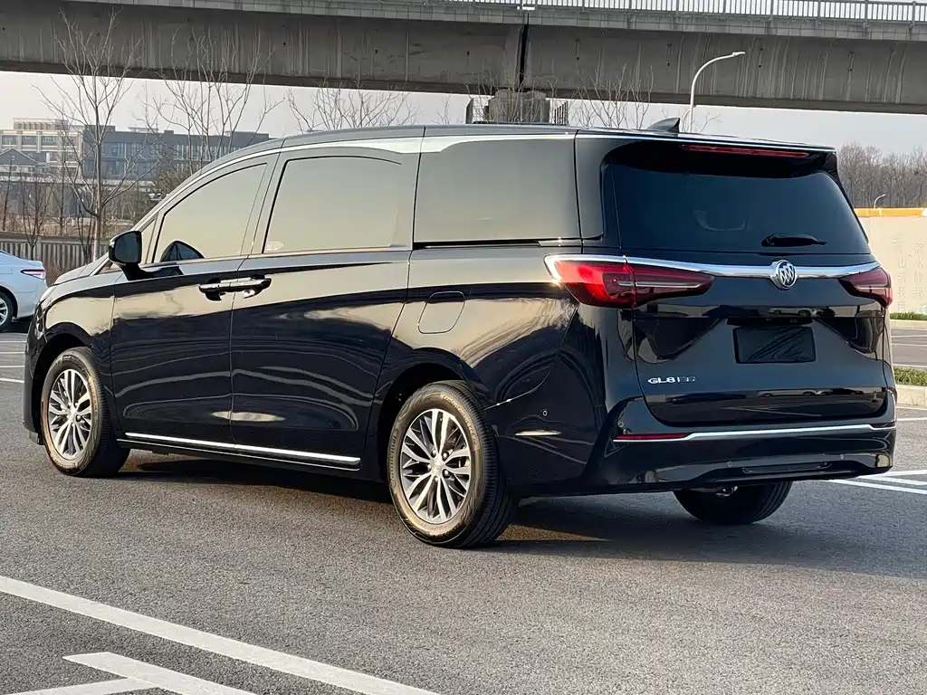 BUICK GL8 2023