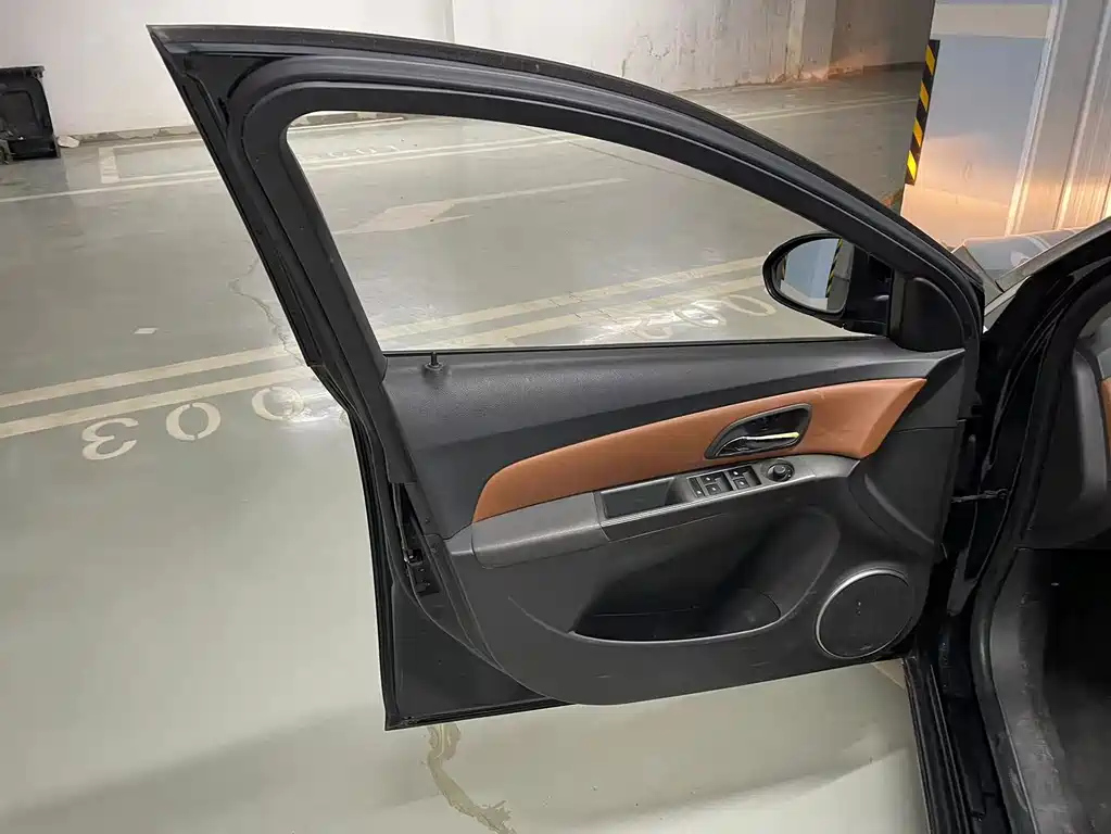 CHEVROLET CRUZE 2013