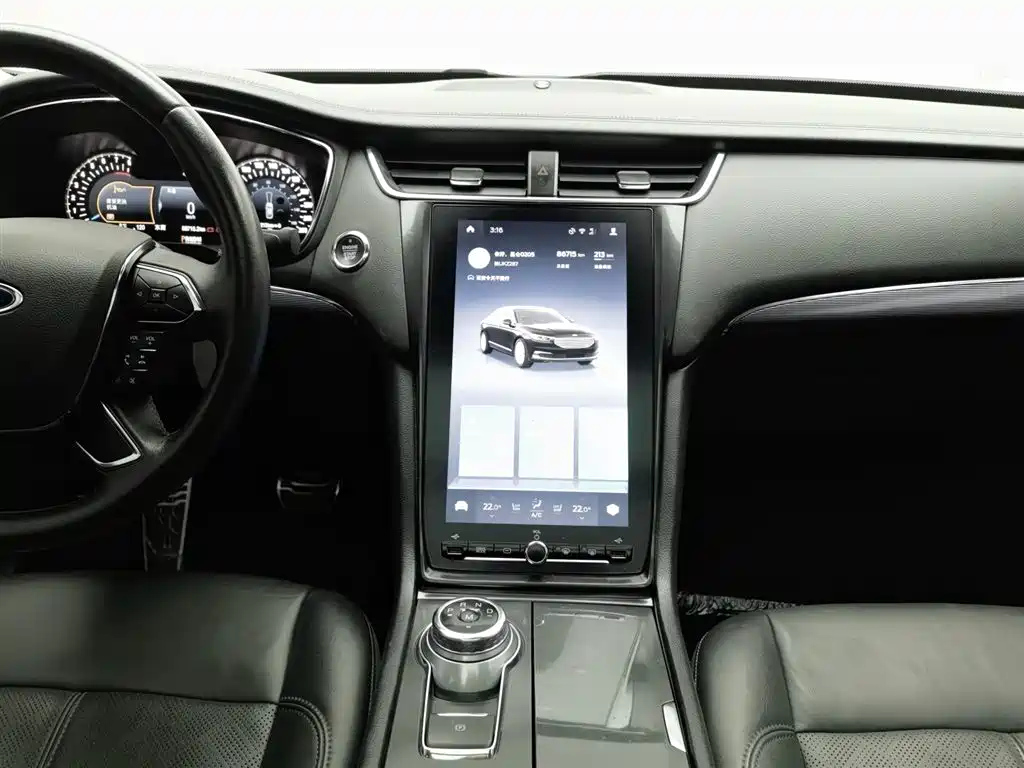 FORD TAURUS 2020