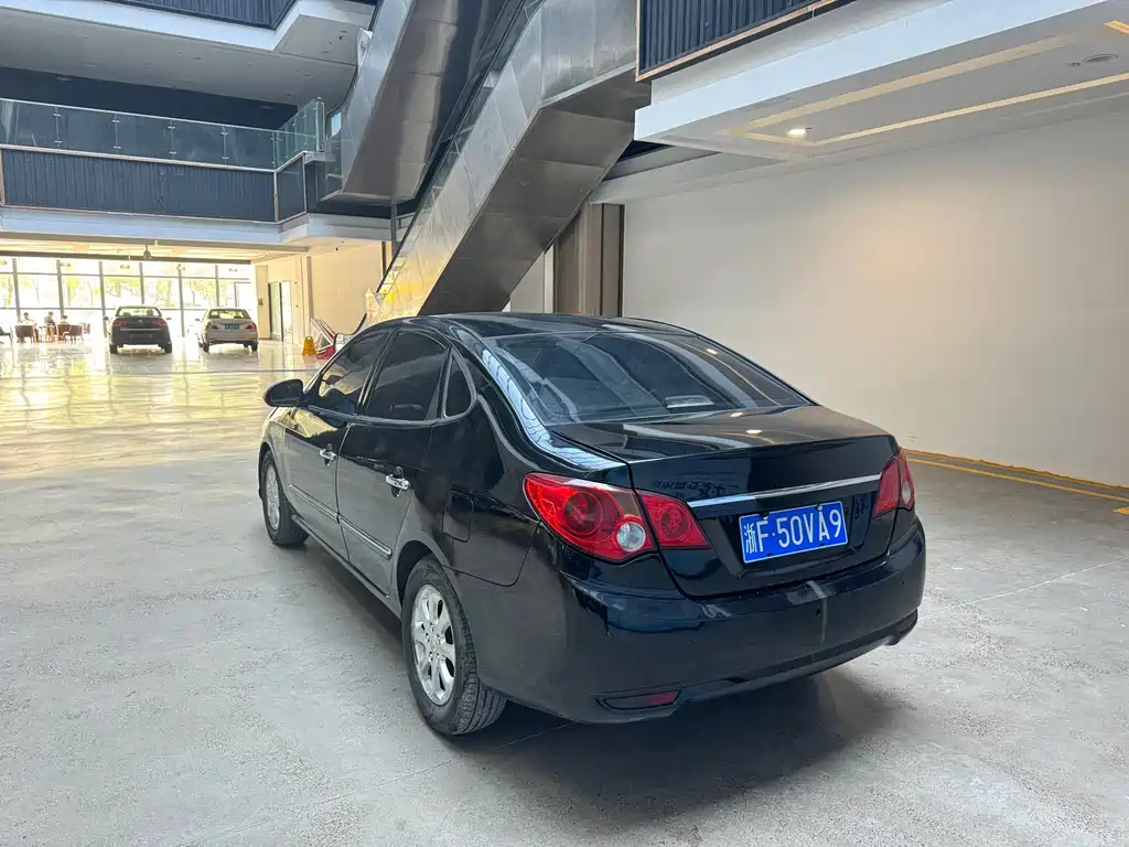 HYUNDAI CELESTA 2009