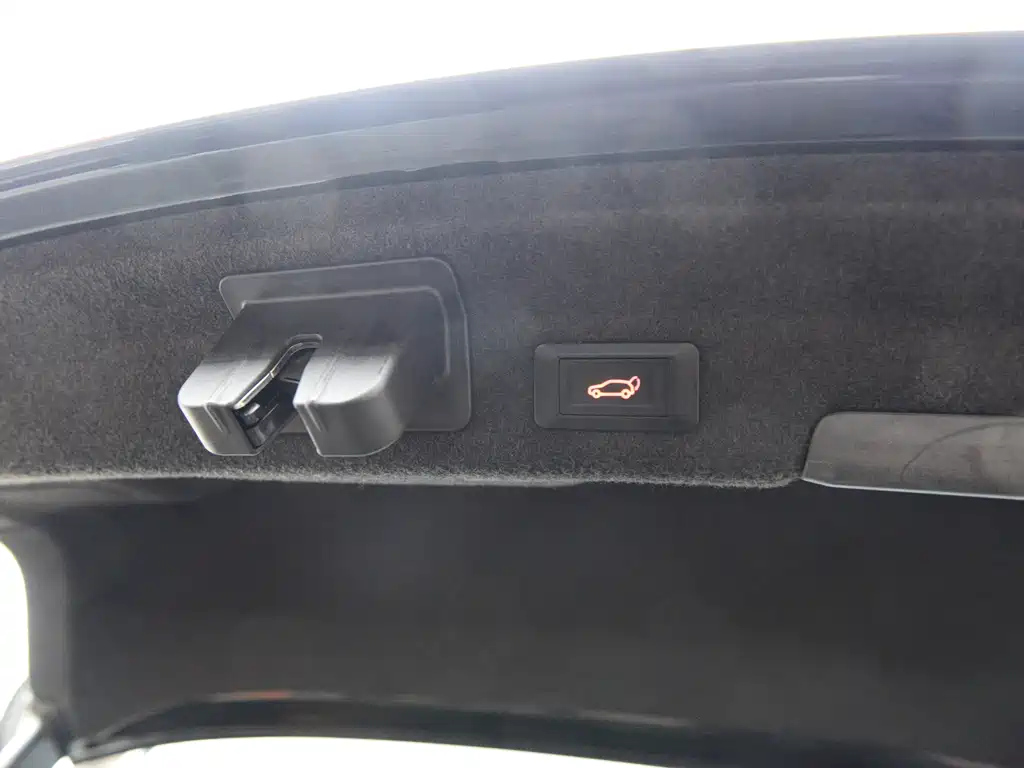AUDI A6L 2023