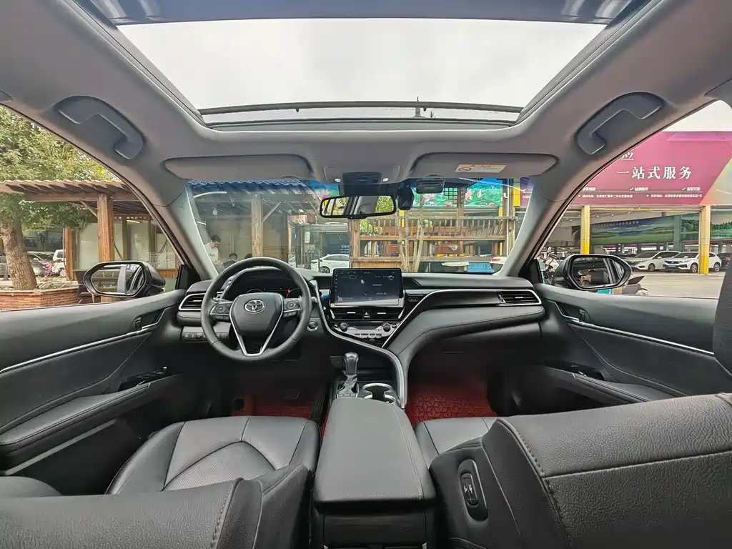 TOYOTA CAMRY 2022