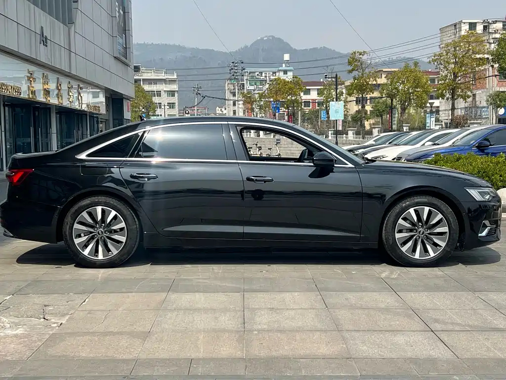 AUDI A6L 2023