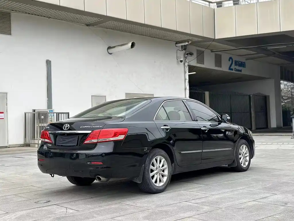 TOYOTA CAMRY 2014