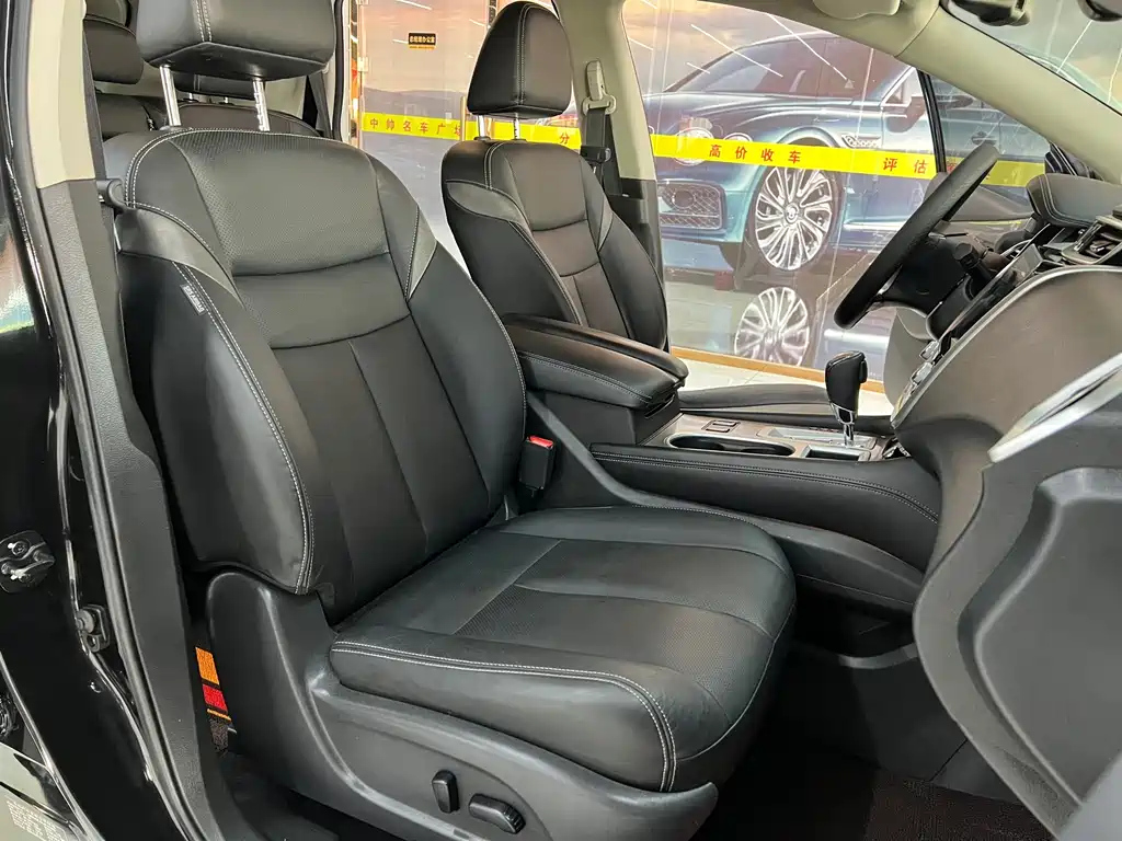 NISSAN MURANO 2019