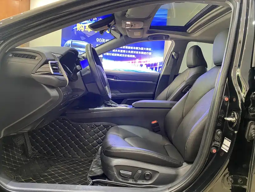 TOYOTA CAMRY 2022