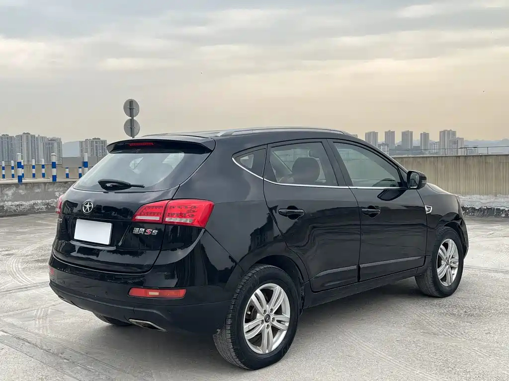 JAC REFINE S5 2014