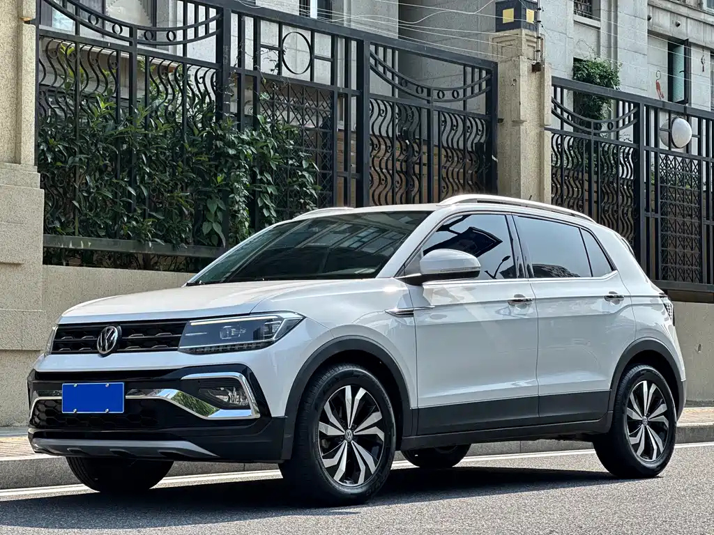 VOLKSWAGEN T-CROSS 2020