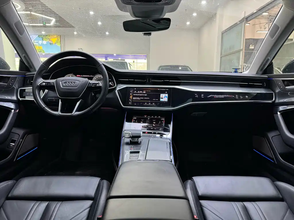AUDI A7 2021