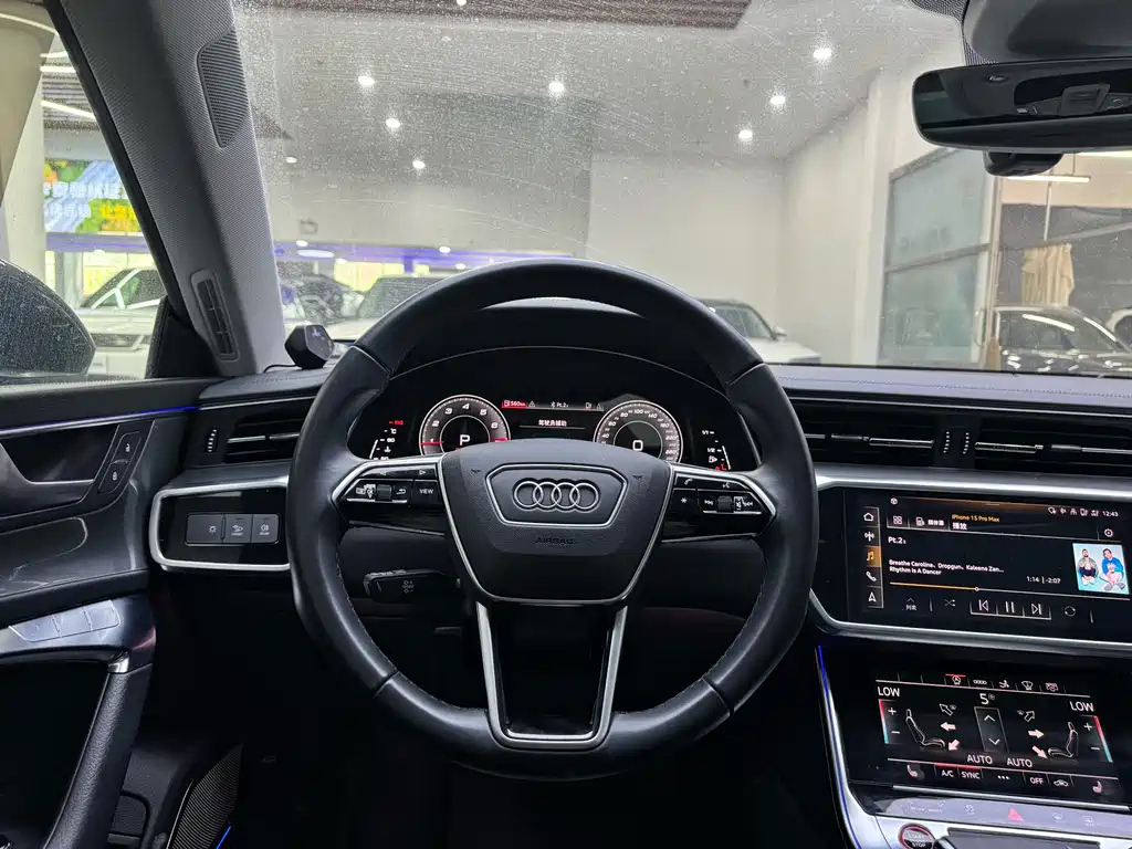 AUDI A7 2021