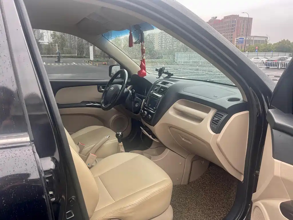 KIA SPORTAGE 2013