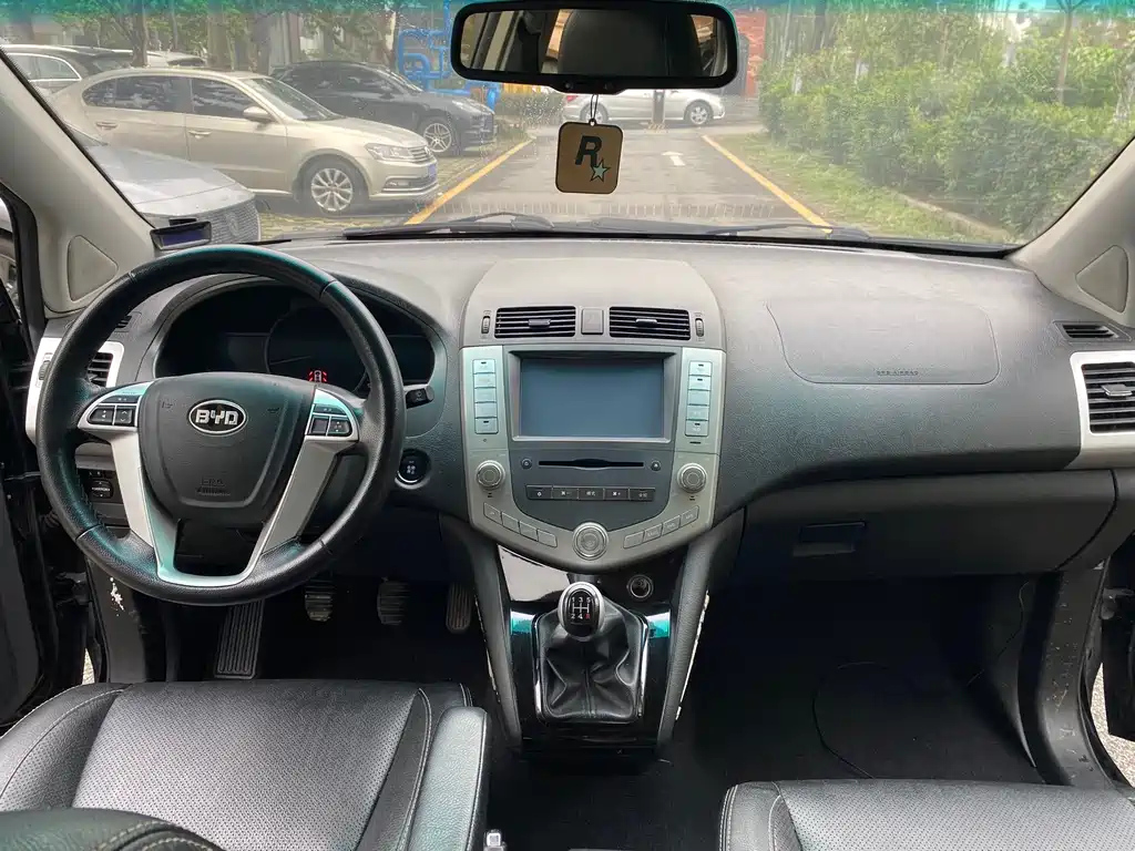 BYD S6 2013