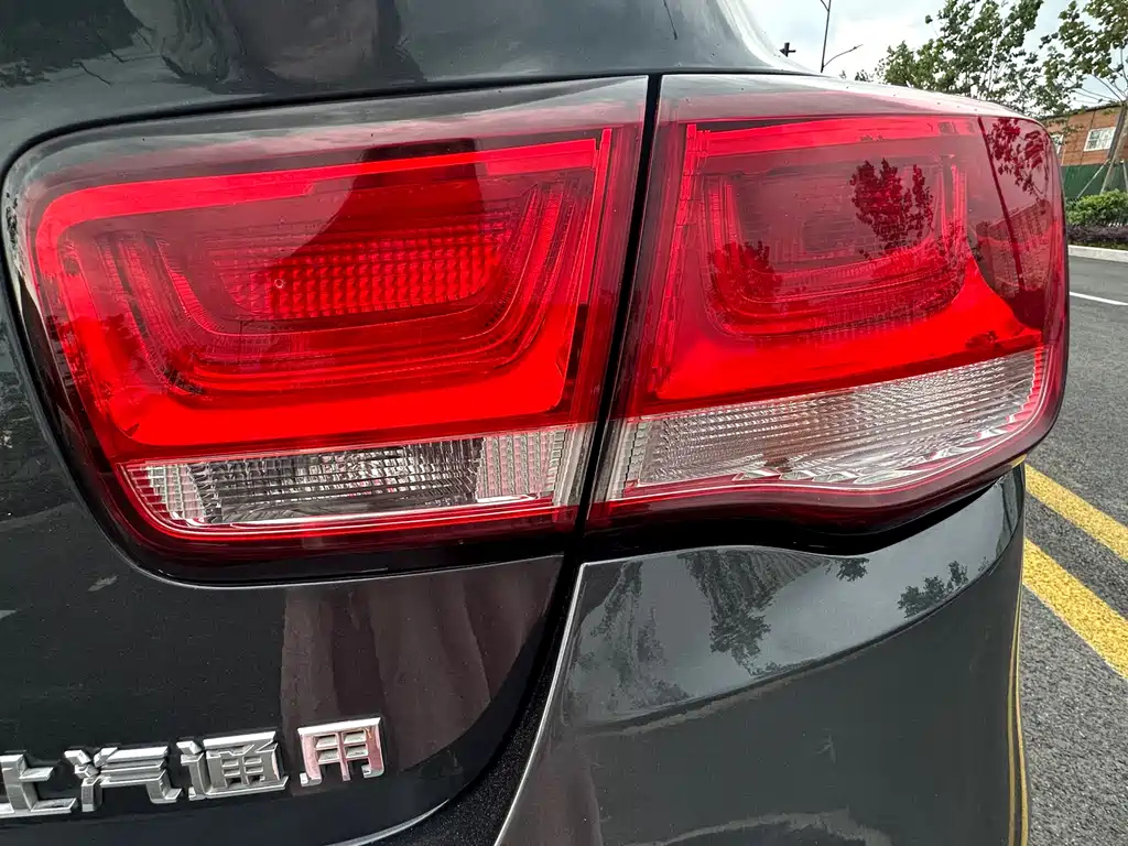 ROEWE I6 MAX 2021