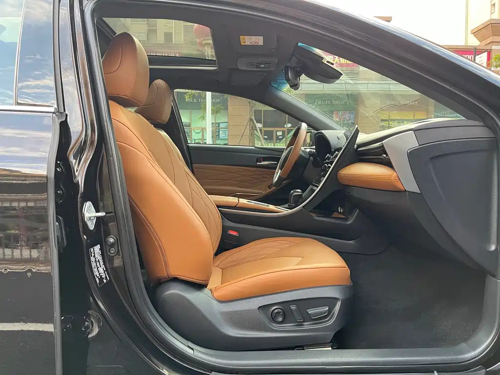 TOYOTA AVALON 2019