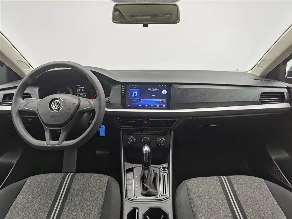 VOLKSWAGEN LAVIDA 2019