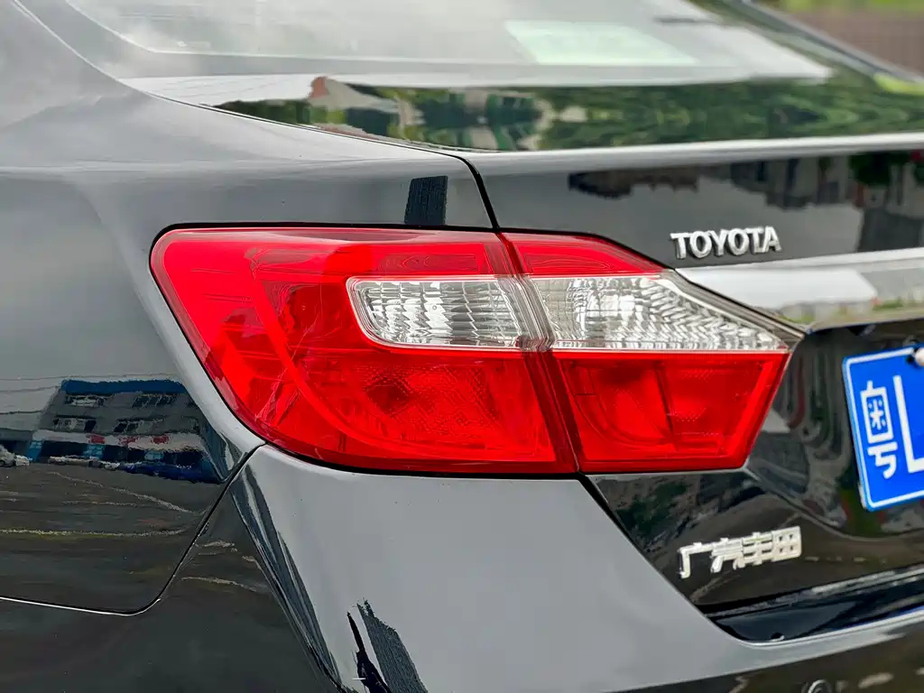 TOYOTA CAMRY 2012