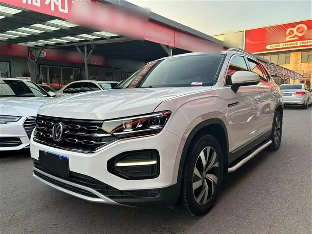 VOLKSWAGEN TAYRON 2020