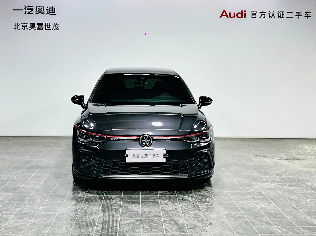 VOLKSWAGEN GOLF 2021