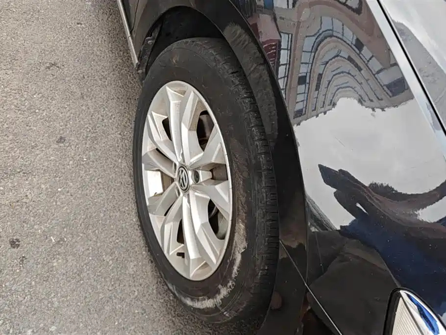 VOLKSWAGEN MAGOTAN 2019