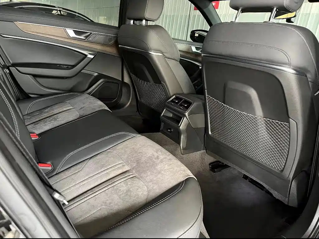 AUDI A6L 2021