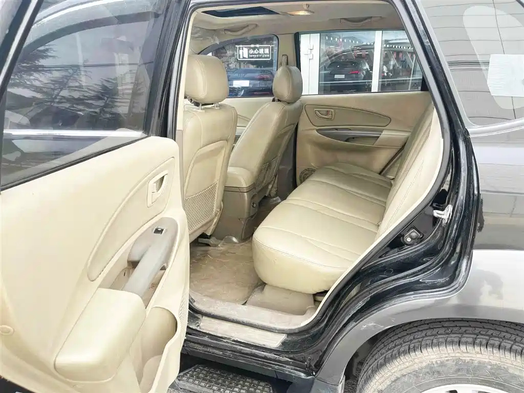 HYUNDAI TUCSON 2010