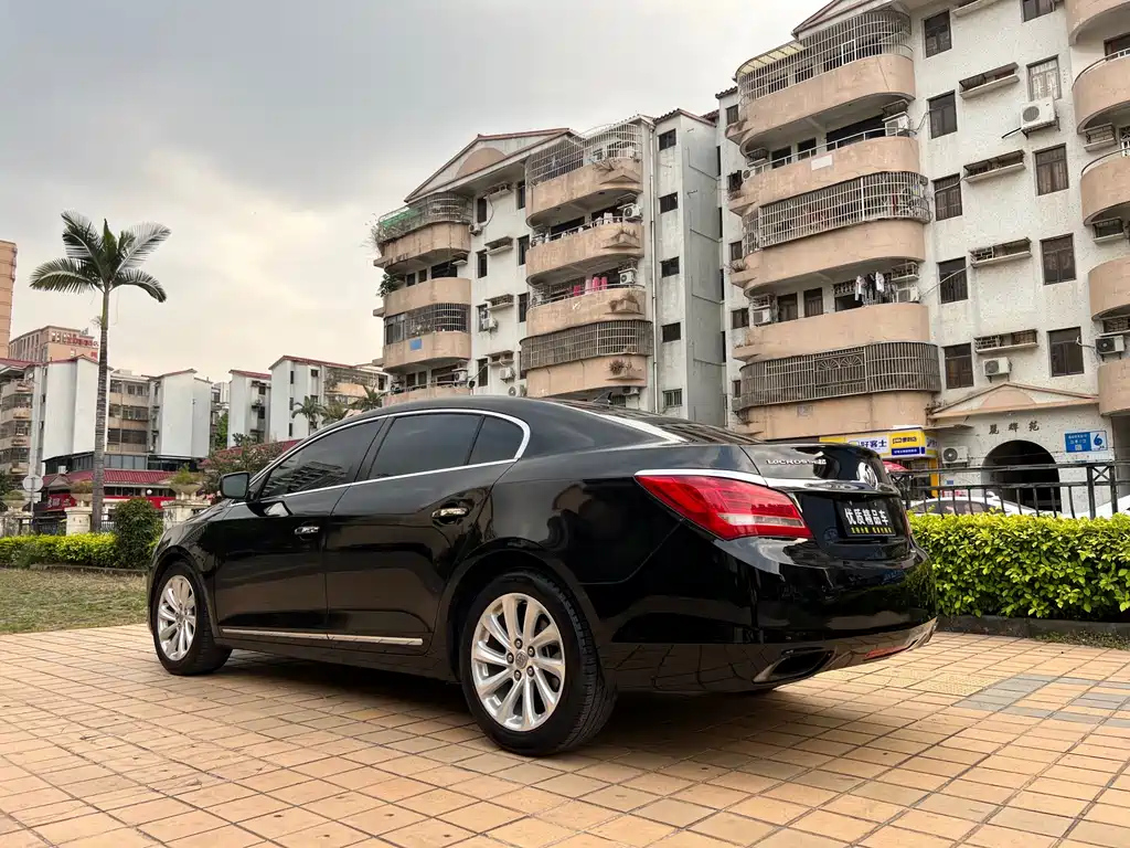 BUICK LACROSSE 2015